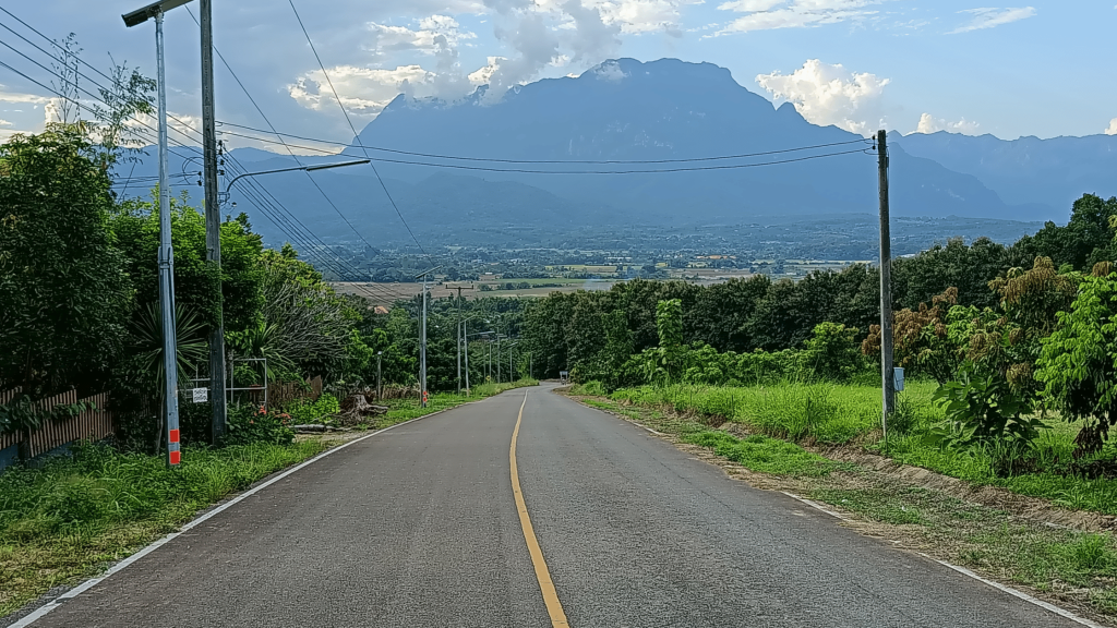 Chiang Dao Cave and Muang Khong