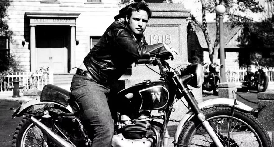 Marlon Brando in THE WILD ONE looking effortlessly cool