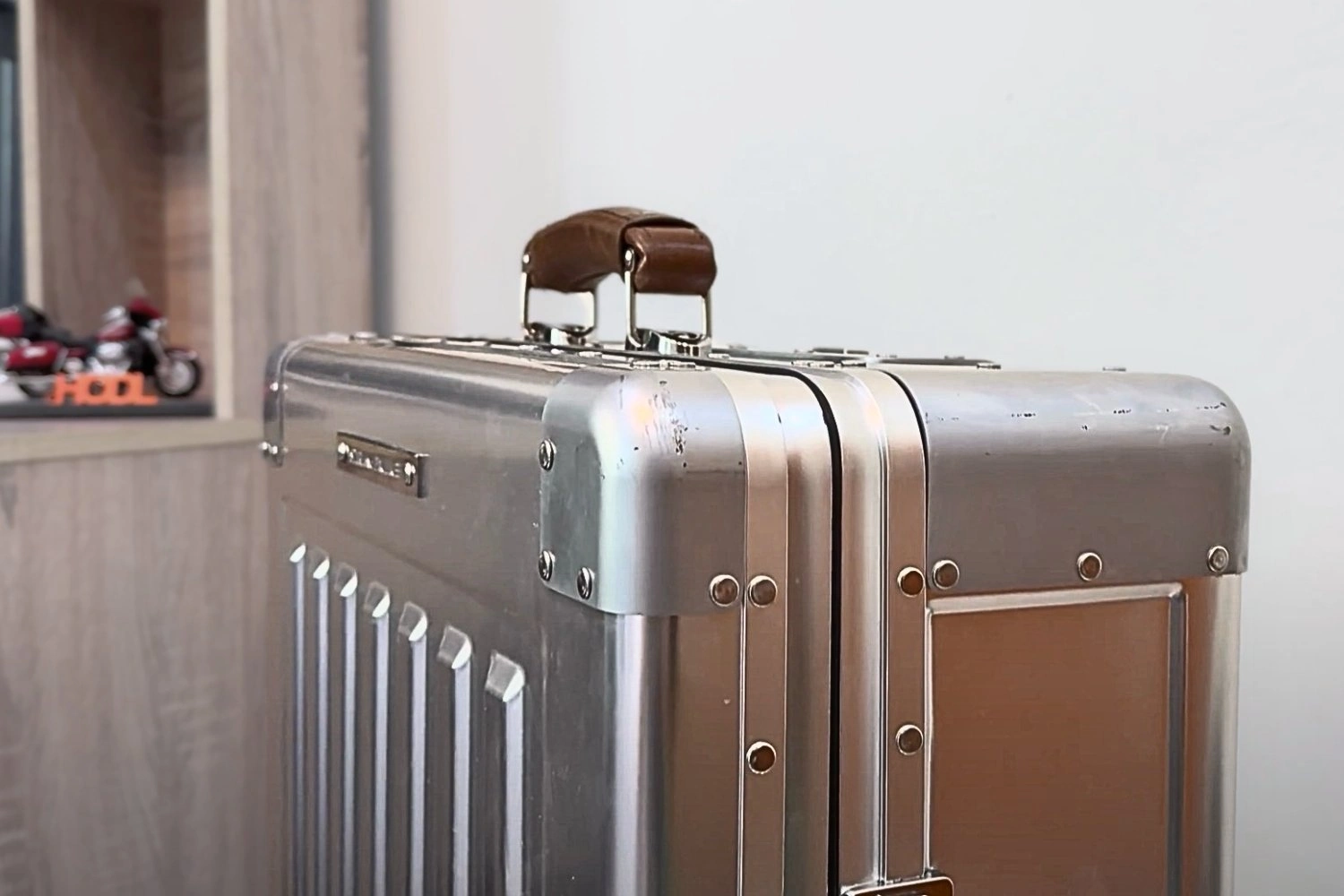 Sterling Pacific 80L Luggage Review 3